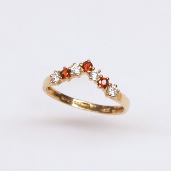 9ct Gold Garnet Ring